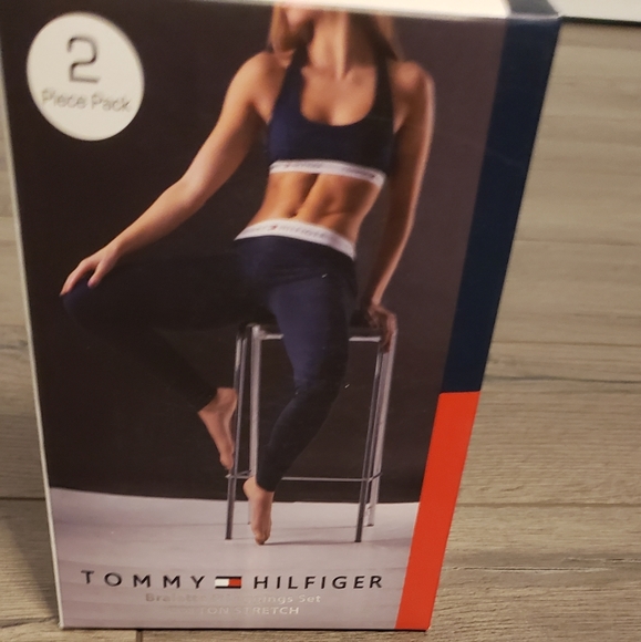 Tommy Hilfiger  leggings set - Picture 3 of 5